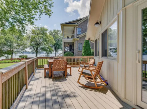 Pet-friendly Lake Norman Home With Boat Dock!