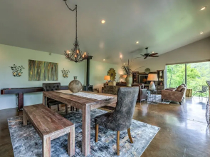 Tara's Treehouse - 3 Br Home