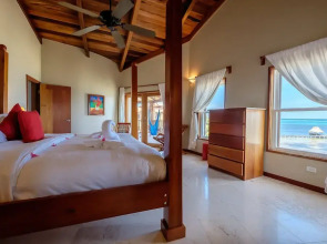 Indigo Belize 1C 3 Bedroom Condo by RedAwning