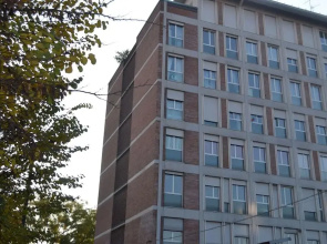 4 Star Apartments