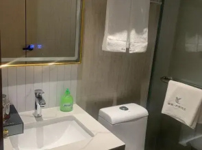 Yilu Xingcheng Hotel