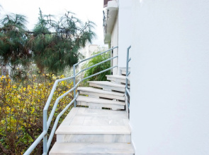 Stephany Apartment
