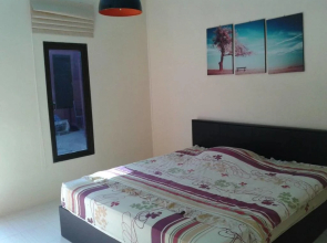 Back-Budget Hostel