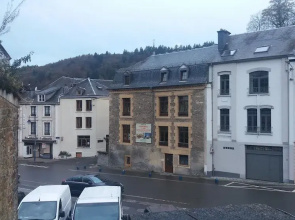 B&B Golden Lion