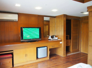 Renoir boutique hotel