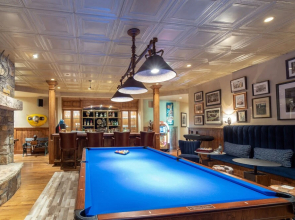 THE Pinnacle by Exceptional Stays