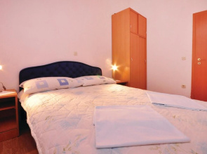 Nice Home in Stanici With Wifi and 2 Bedrooms