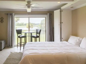 Bluff Villas 1807 1 Bedroom 1 Bathroom Villa