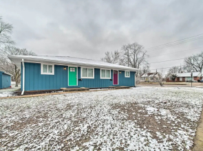Stylish Vacation Rental - Walk to Isu!