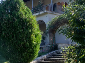 All Seasons Guest House