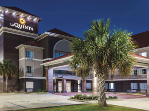 La Quinta Inn & Suites by Wyndham Walker - Denham Springs