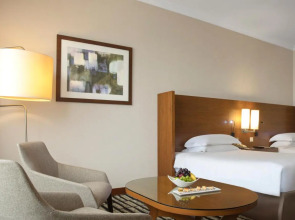 Jumeira Rotana Hotel