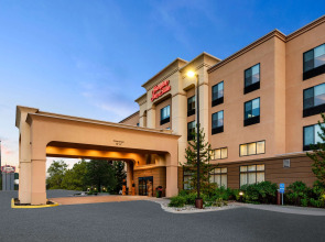 Hampton Inn & Suites Fairbanks