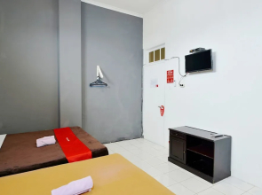 ZEN Rooms Basic Near Pasar Baru