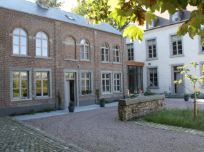 Les Dpendances