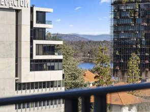 Central Lakeview Apartments