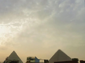 Falcon pyramids inn