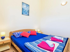 Awesome Apartment in Stara Novalja With 2 Bedrooms and Wifi