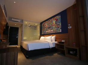Creative Restart Hotel