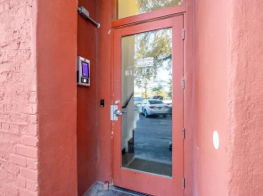 NEW Sangria Suite Upscale Ybor Apt On 7th Ave
