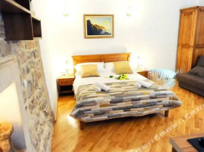 Diocletian Wine Apartment