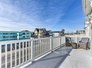 Wildwood Condo: Walk to Beach + Water Parks!