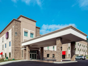 Comfort Suites Fishkill Near Interstate 84