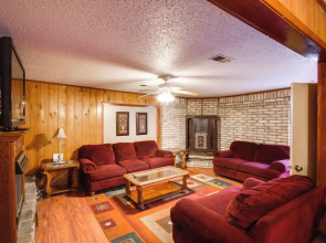 Comfy Hazlehurst Vacation Rental w/ Patio!