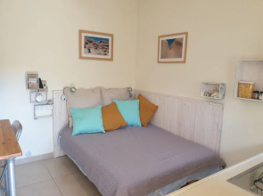 Guy Family Guestroom - Adult Only