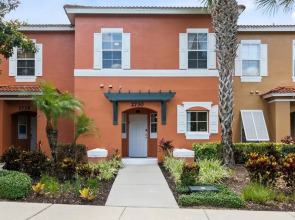 Minutes to Disney Boutique 3BR 2 5 Bath Coastal TH