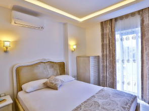 Отель Linda Beach