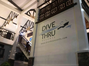 Dive Thru Scuba Resort