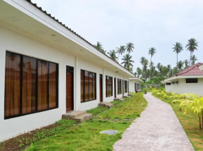 Dolores Tropicana Resort
