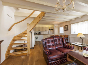 Tasteful Holiday Home in Wemeldinge near Sea