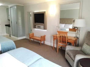 The Riverside Hotel