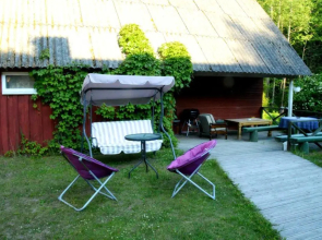 Roosi Holiday Home