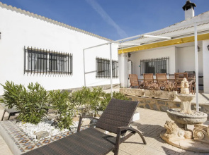 Remarkable 5-bed Villa in Fortuna