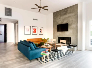 Julep by Avantstay Stylish 9 BR Estate w/ Mid-century Modern Decor