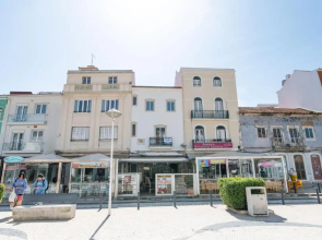 Steps to Beach 4beds -ac, Self Check-in, 2024 Reno