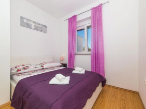 Nice Home in Kastel Stari With Wifi and 3 Bedrooms