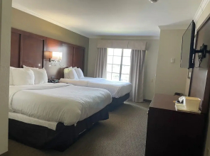 Spark by Hilton Cincinnati Fairfield