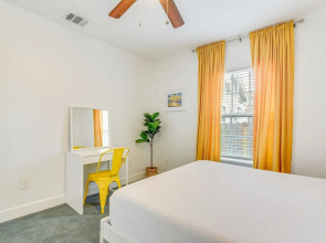 Galveston Vacation Rental Near Cruise Terminals!