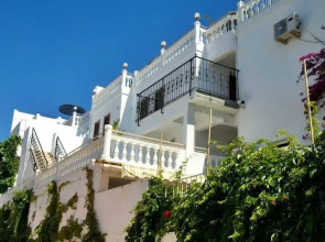 Club Alka Apart Hotel