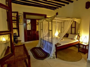 Mangrove Lodge