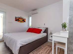 House Villa Ivona