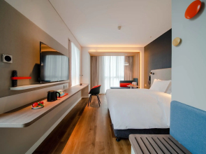 Holiday Inn Express Huaibei City Center by IHG