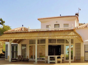 Delightful Villa in Algarrobo with Beach Nearby