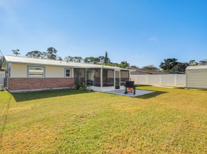 5 Mi to Ocean! Family-friendly Daytona Beach Home