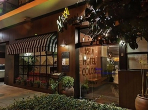 New Hotel Colón