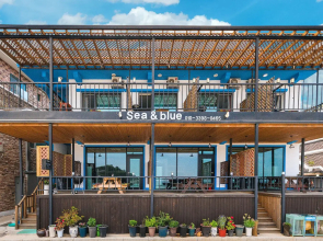 Goseong Sea and Blue Pension